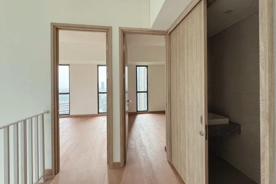 2 Separated Bedroom Area